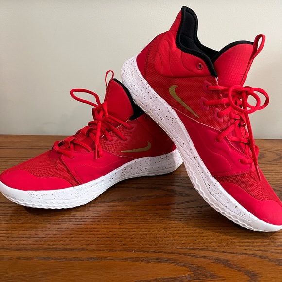 Nike Other - Men’s Nike PG3 Size 13